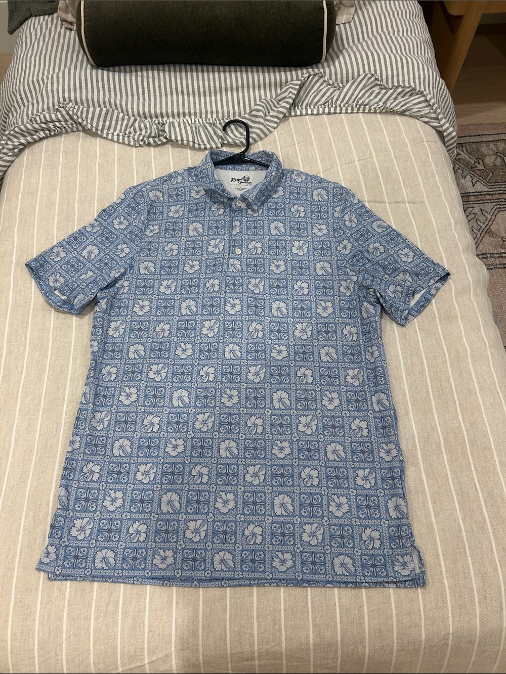 reyn spooner Blue Floral Tile Short Sleeve Polo